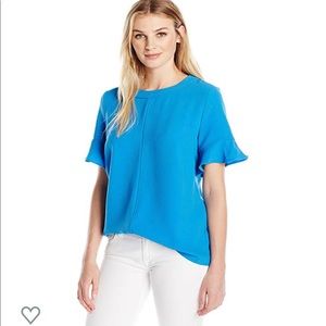 Lark & Ro ‘blue lake’ color top